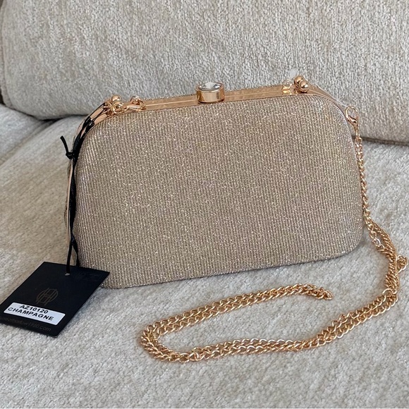 House of Harlow 1960 Shimmering Gold Pleated Textured Clutch Bag - Picture 4 of 9